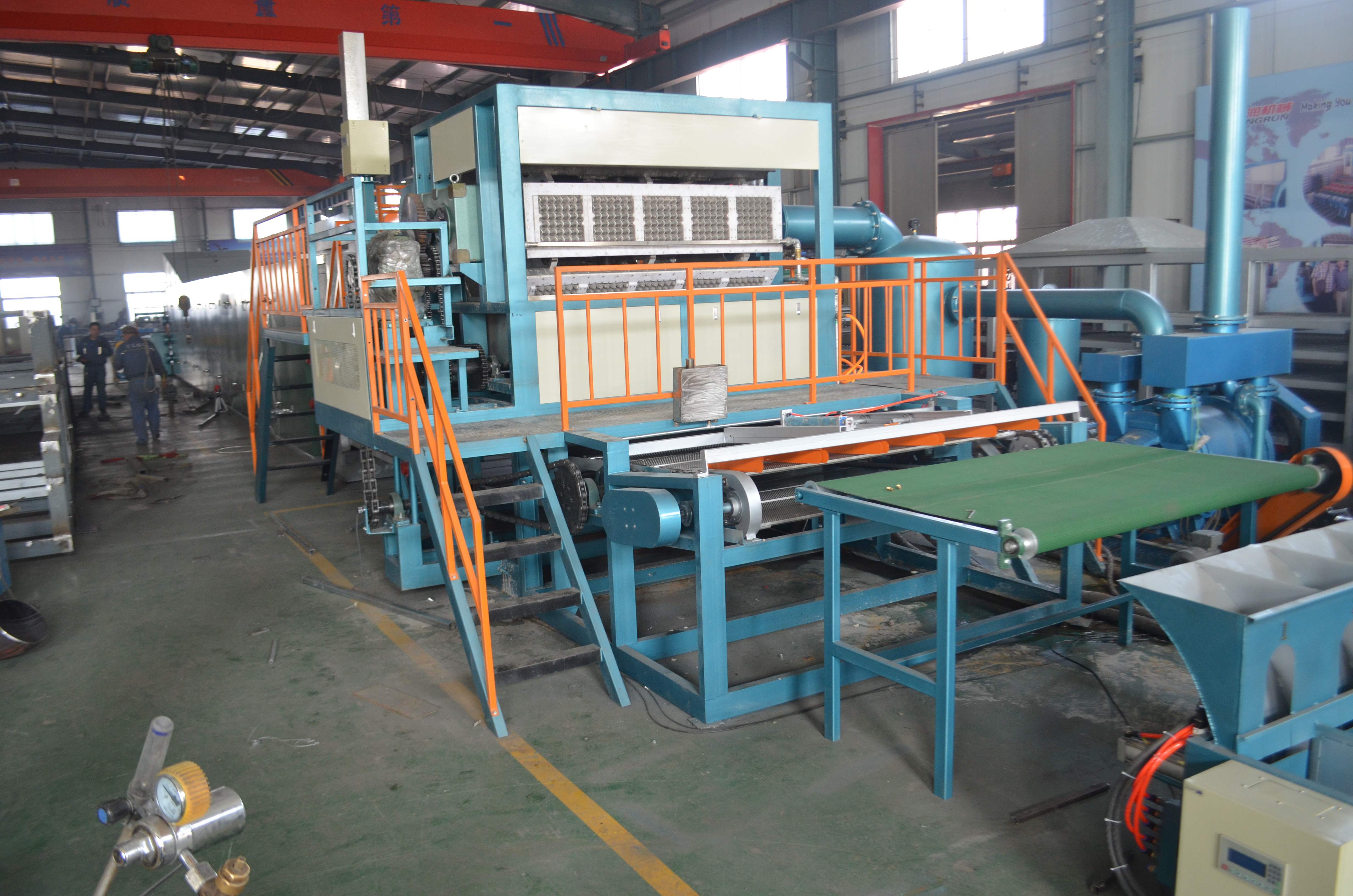 蛋托機(jī)、蛋托生產(chǎn)線(xiàn)、雞蛋托盤(pán)機(jī)，請(qǐng)致電宏潤(rùn)包裝